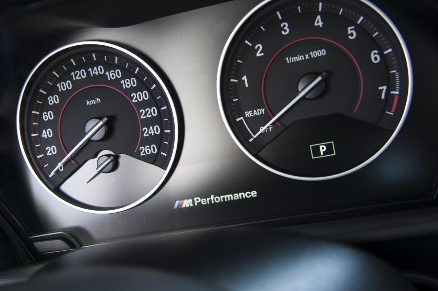  BMW M135i 3-Door 2012 года  (фото 24 из 183)